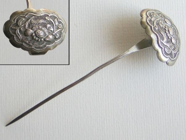 Hairpin with a crab and a stalk of grain  – (0162)